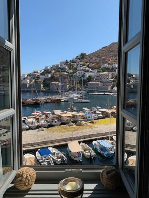 On The Port Mansion Studio 2 Hydra Esterno foto